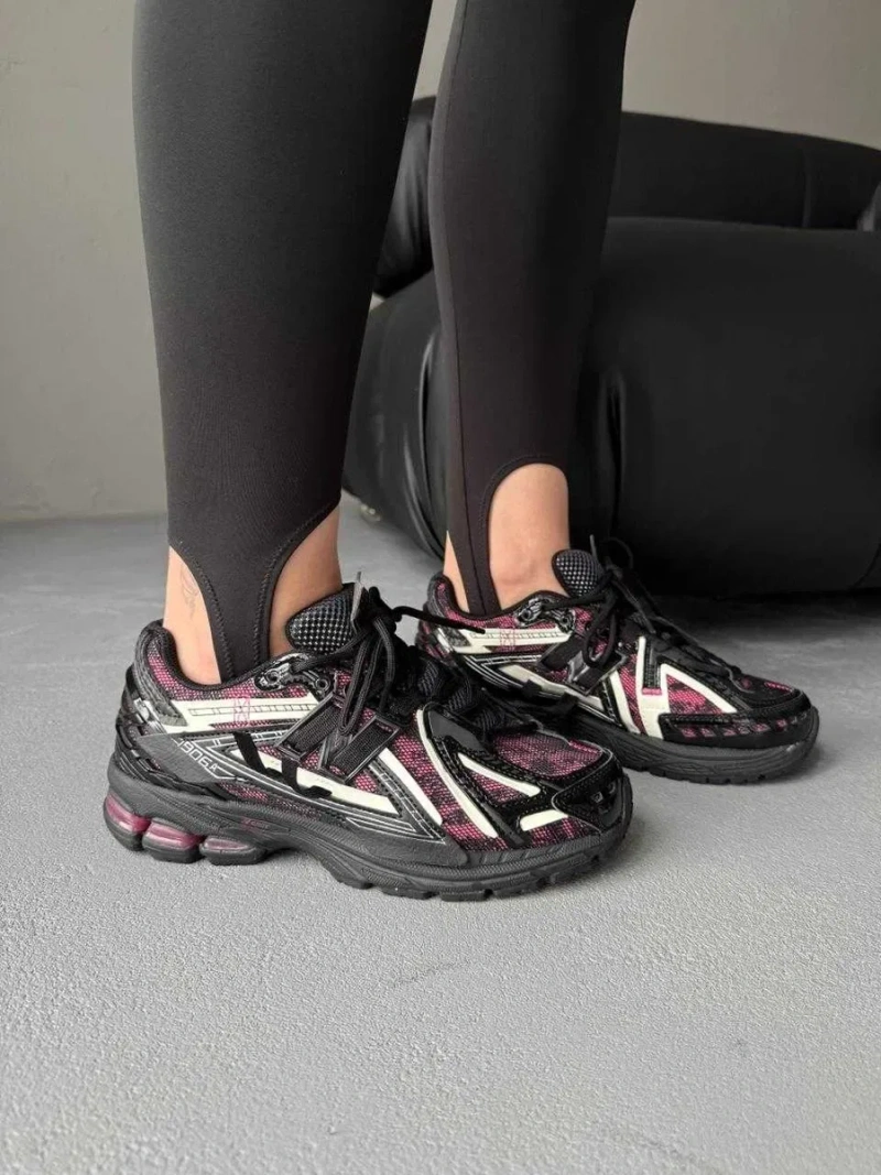 Чоловічі кросівки New Balance 1906A "Dragon Berry" v2. Розміри 40-45 — фото 2