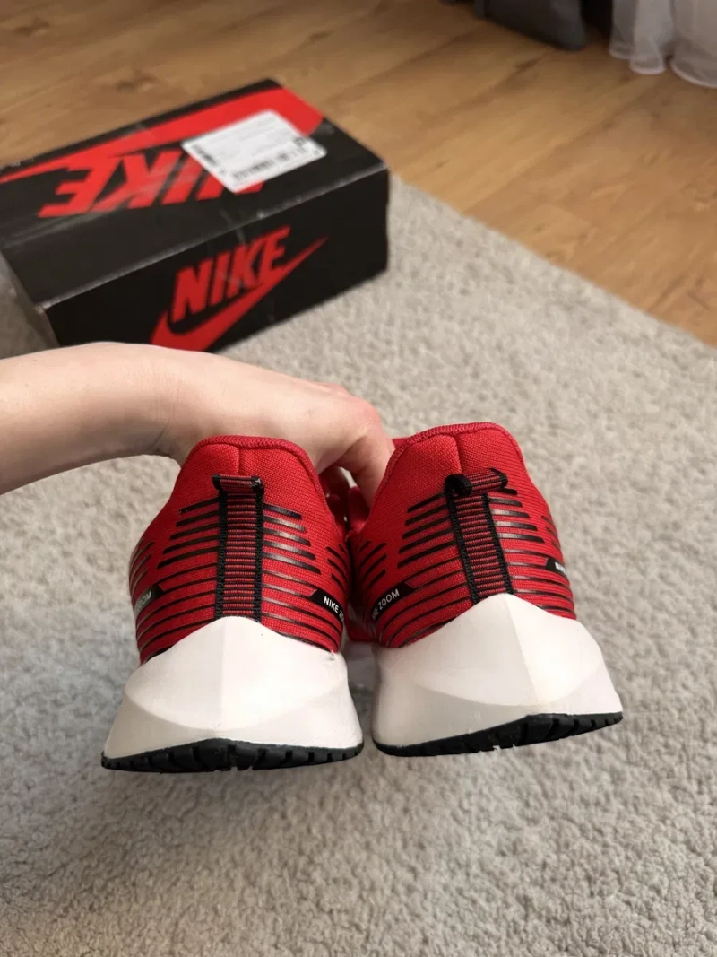 Чоловічі кросівки Nike 43 р — фото 4