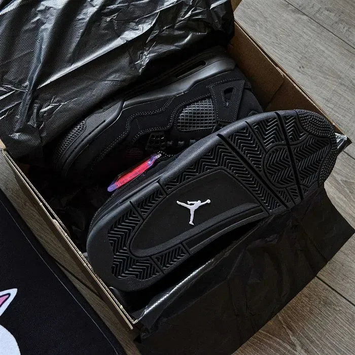 Чоловічі кросівки Nike Air Jordan 4 "Black Cat Premium" Розміри 40-45 — фото 6