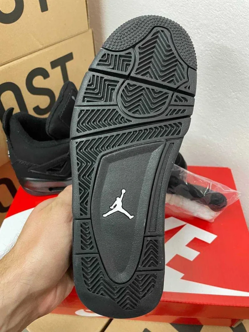 Чоловічі кросівки Nike Air Jordan 4 Retro Black Cat "#DJR12" Розміри 40-45 — фото 6