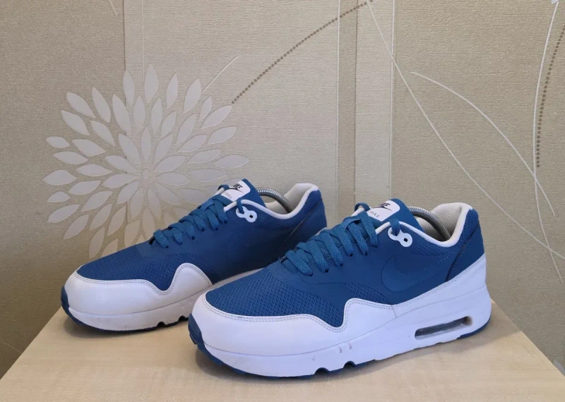 Чоловічі кросівки Nike Air Max 1 Ultra 2.0 Essential розмір 44 — фото 3