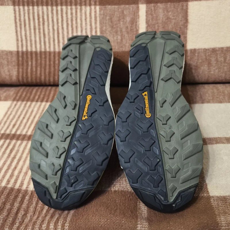 Чоловічі кросівки з мембраною Adidas terrex gore-tex — фото 4