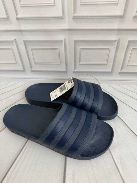 Чоловічі сині слайди шльопанці Adidas Adilette Aqua сині