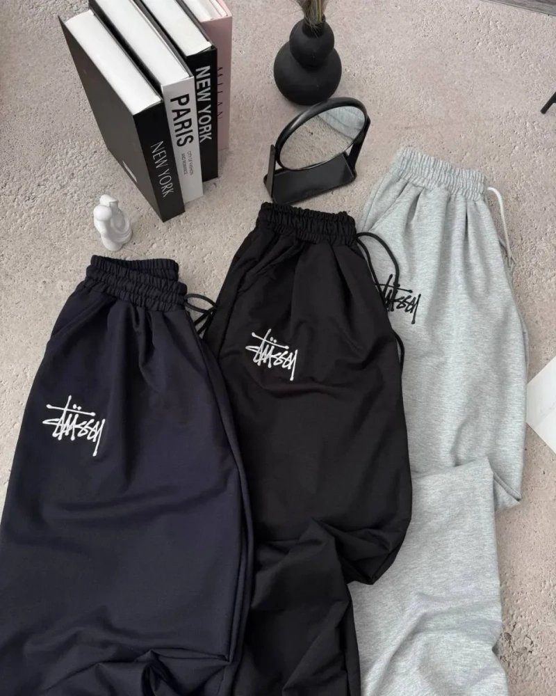 Чоловічі—Жіночі штани Stussy /Стасси /Стуси Oversize з вишитим лого — фото 2