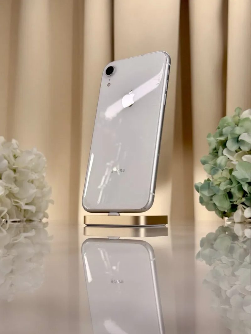 Чудовий iPhone XR 64GB 94%АКБ White (Магазин Гарантія) — фото 6