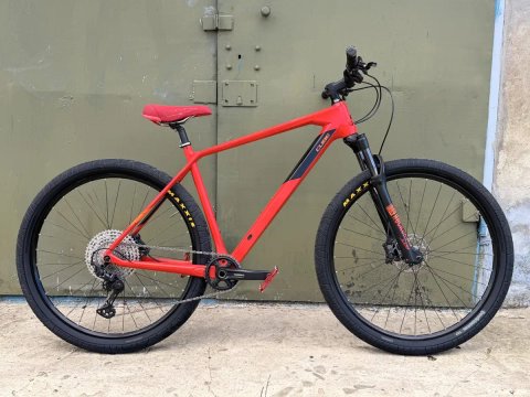 Cube C62 carbon 29 L