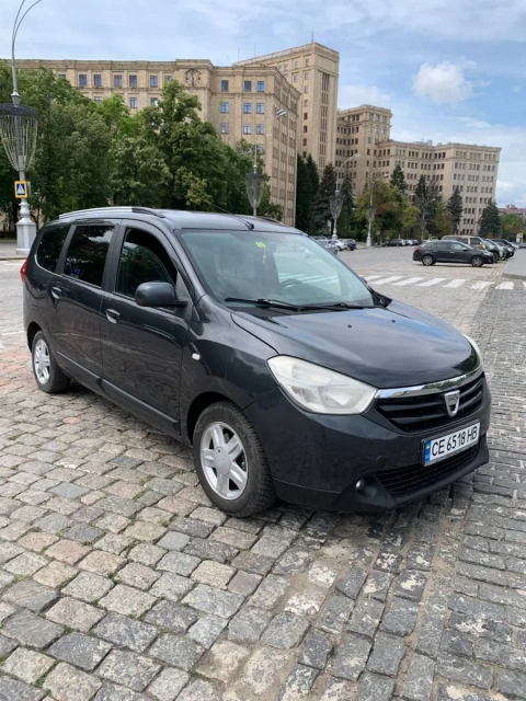 Dacia Lodgy мінівен