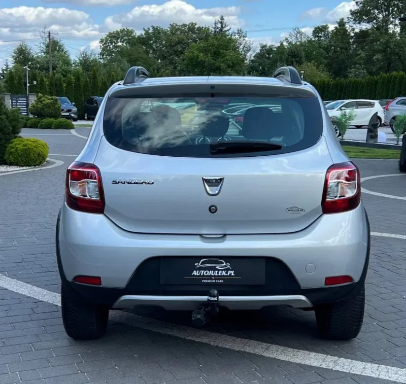 Dacia Sandero Stepway 2015 дизель 1.5 k9k — фото 7