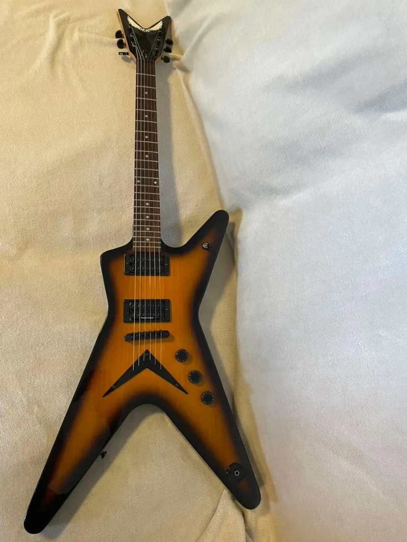 Dean MLX 2013 ML-Style Китай в кейсе Epiphone, схема Н-Н (апгрейд хамбакеров), состояние отличное ЕСТЬ ВМДЕО — фото 2