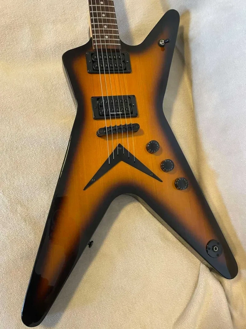 Dean MLX 2013 ML-Style Китай в кейсе Epiphone, схема Н-Н (апгрейд хамбакеров), состояние отличное ЕСТЬ ВМДЕО — фото 3