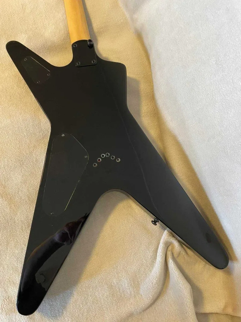 Dean MLX 2013 ML-Style Китай в кейсе Epiphone, схема Н-Н (апгрейд хамбакеров), состояние отличное ЕСТЬ ВМДЕО — фото 5
