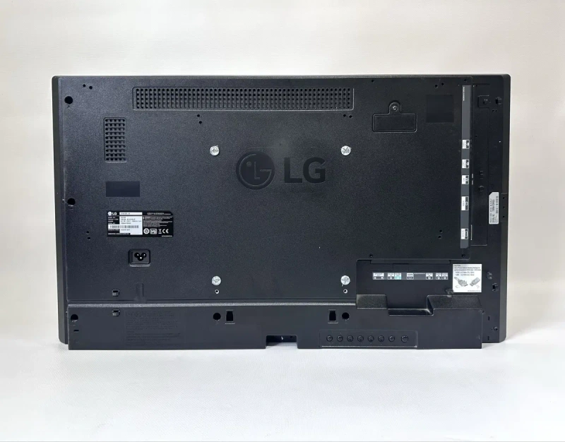 Дисплей екран LG 32SE3B професійний 32” IPS-дисплей для роботи 24/7 — фото 5