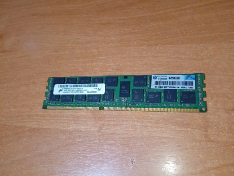 Дуже швидка! Оперативна пам’ять 16GB DDR3 Micron PC3-12800R ECC Registered