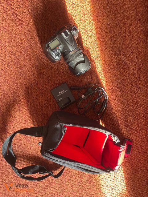 Дзеркальний фотоапарат Nikon D7000 + об'єктив + сумка