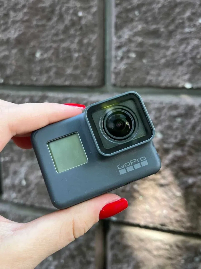Екшн-камера GoPro Hero 5 з кейсом — фото 2