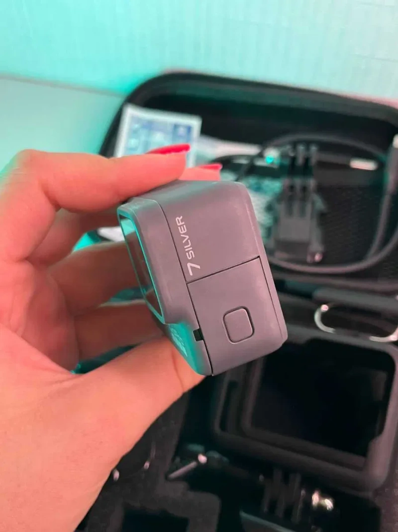 Екшн-камера GoPro Hero 7 silver з усім необхідним для зйомки — фото 4