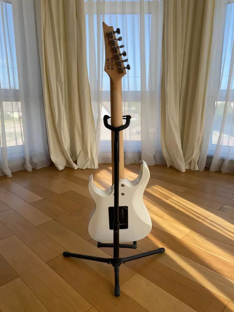 Електрогітара Ibanez GRG140 WH + ЧЕК+кабель Cort + стійка (стан гітари  нова) — фото 4
