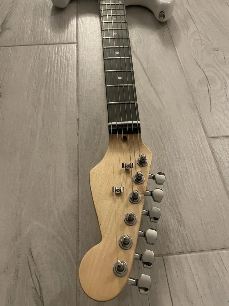 Електрогітара Rockstar біла + комплект аксесуарів — фото 4