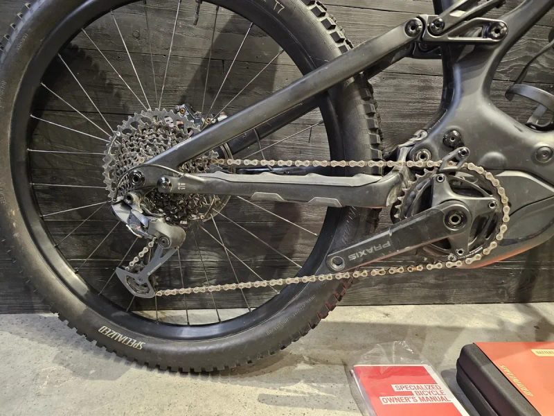 Електровелосипед двопідвісний Specialized LEVO COMP CARBON NB 2024.Sram, Fox — фото 5
