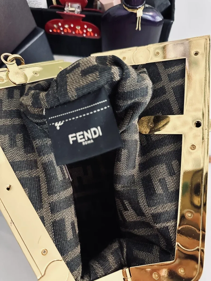 Fendi сумка оригинал — фото 2