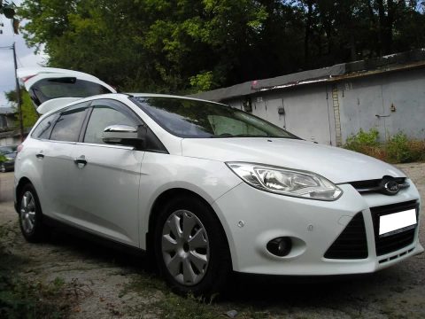 Ford  Focus  Universal   2.0  Turbo  disel  automat  Идеал.  Макс.  комплект.