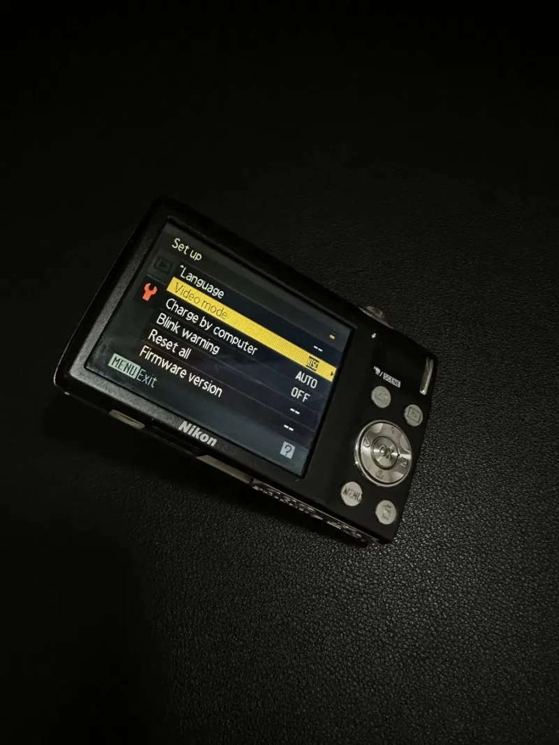 Фотоапарат Nikon COOLPIX S3000 Стильна мильничка — фото 4