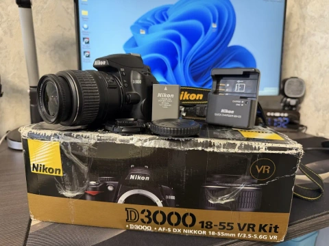 Фотоаппарат Nikon D3000 + объектив 18-55mm | Полный комплект | Идеал