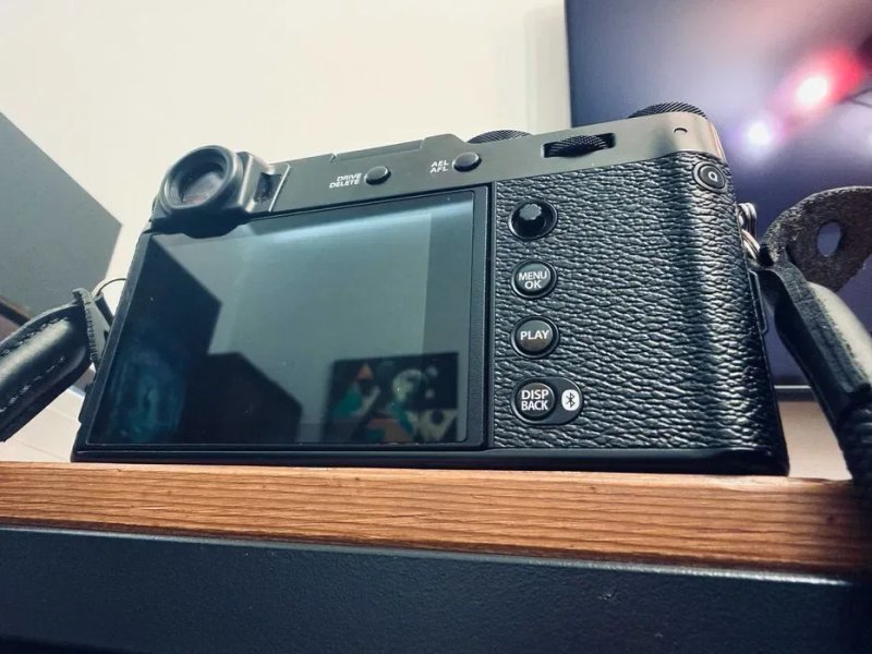 Fujifilm X100VI + магнитный Freewell CPL с блендой + 2 аккумулятора — комплект целиком, пробег 11 тыс. кадров | чёрная — фото 5