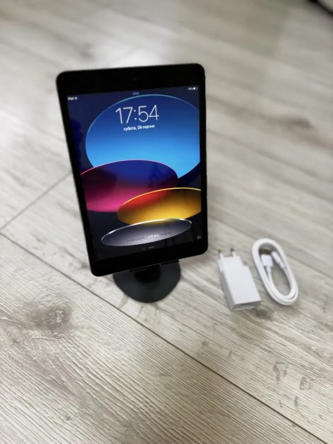 ГАРАНТІЯ Ipad Mini 16GB YouTube / Safari / Ігри + чохол + зарядка