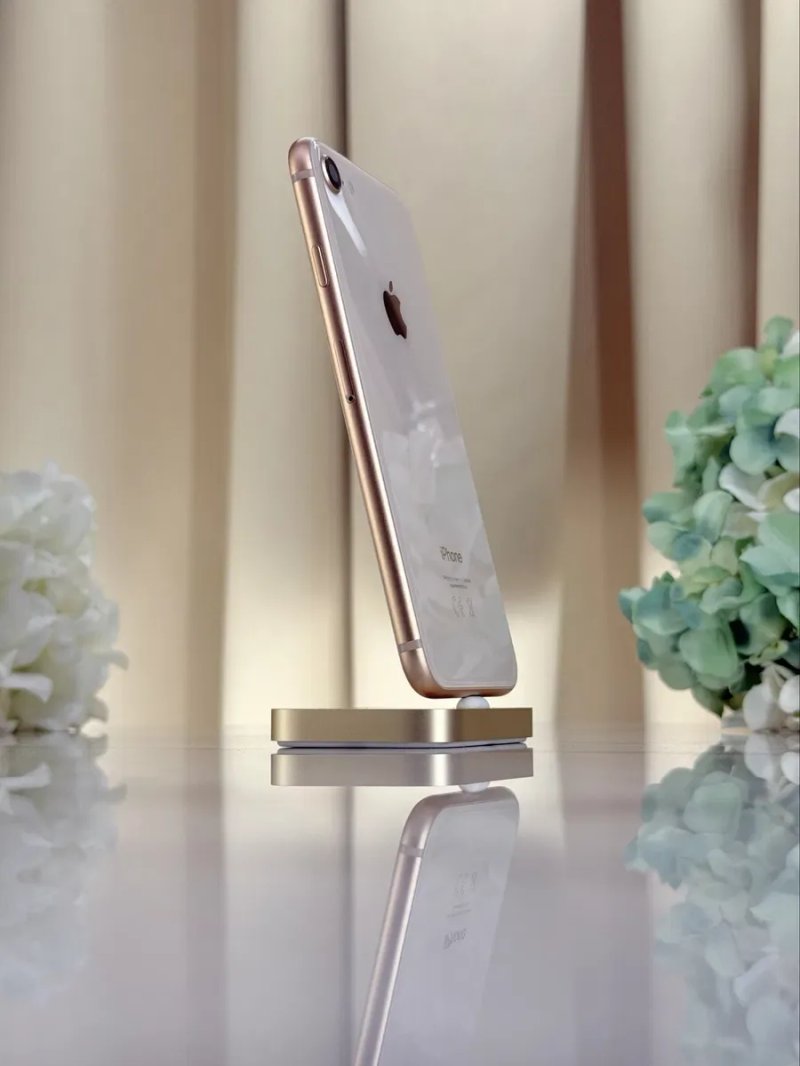 Гарний iPhone 8 Gold 64GB 87%АКБ в Оригіналі! (Магазин Гарантія) — фото 6