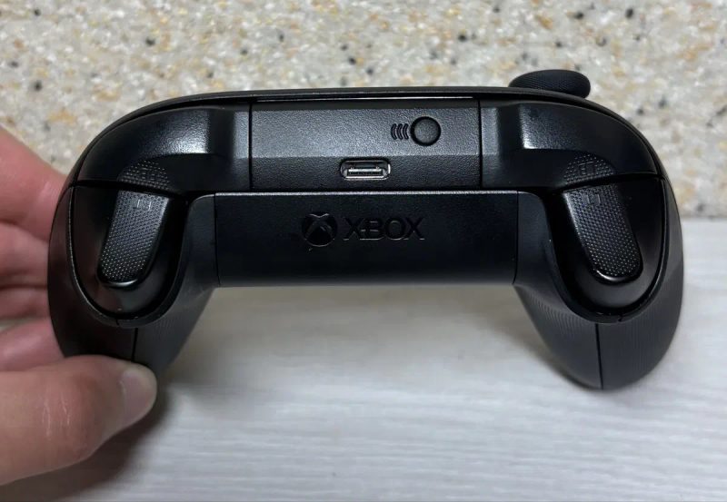 Геймпад Microsoft Xbox Series X | S Wireless Controller Carbon Black — фото 3