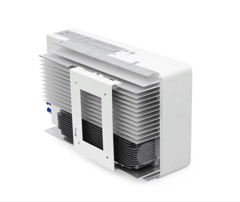 Гібридний інвертор Deye 6 квт SUN-6K-SG05LP1-EU -AM2-P WI-FI 48V — фото 2