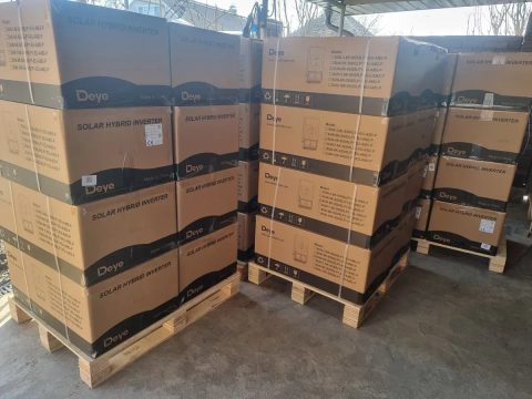 Гібридний інвертор Deye 6кВт SUN-6K-SG05LP1-EU-AM2-P 980$