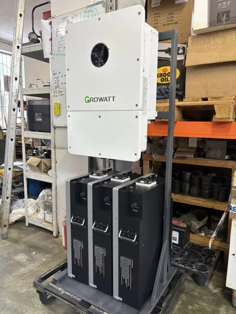 Гібридний інвертор Growatt WIT 15K-HU | 15 кВт | 48 В,трифазний низьковольтний