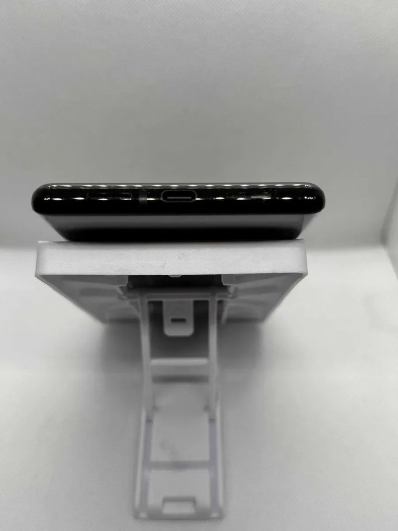 Google Pixel 6 Pro Neverlock Stormy Black — фото 4