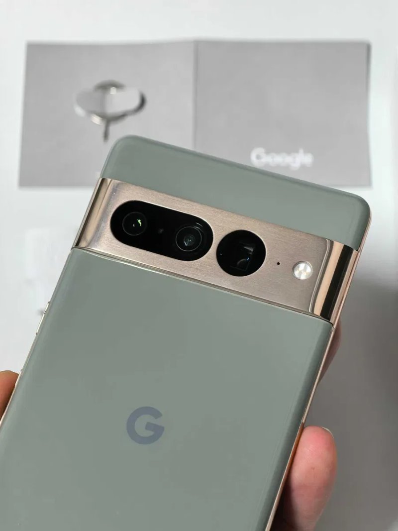 Google Pixel 7 Pro Hazel  12/128 GB Идеал — фото 4