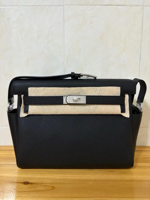 Hermes Kelly Messenger 24 Togo в налмчии