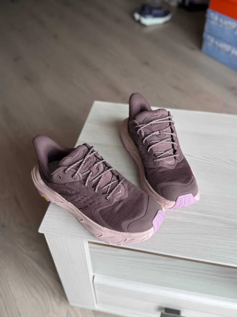 HOKA Anaca 2 Low GTX GORE-TEX. Жіночі кросівки. Оригінальні кросівки. Оригінальні. Демісезон — фото 2