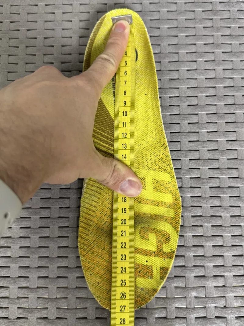 Hoka Clifton 9 кроссовки 42 размер беговые оранжевые — фото 3