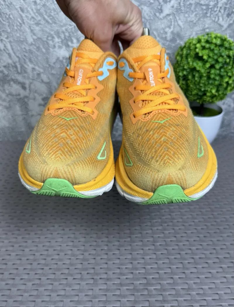 Hoka Clifton 9 кроссовки 42 размер беговые оранжевые — фото 5
