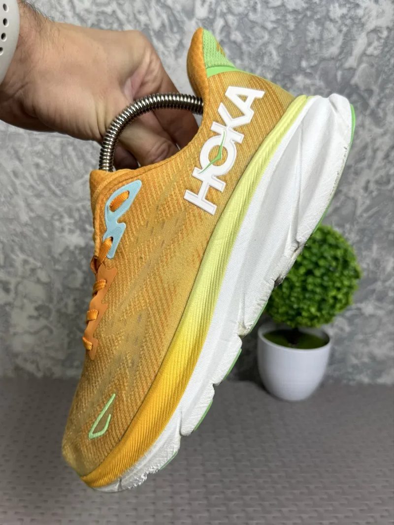 Hoka Clifton 9 кроссовки 42 размер беговые оранжевые — фото 8