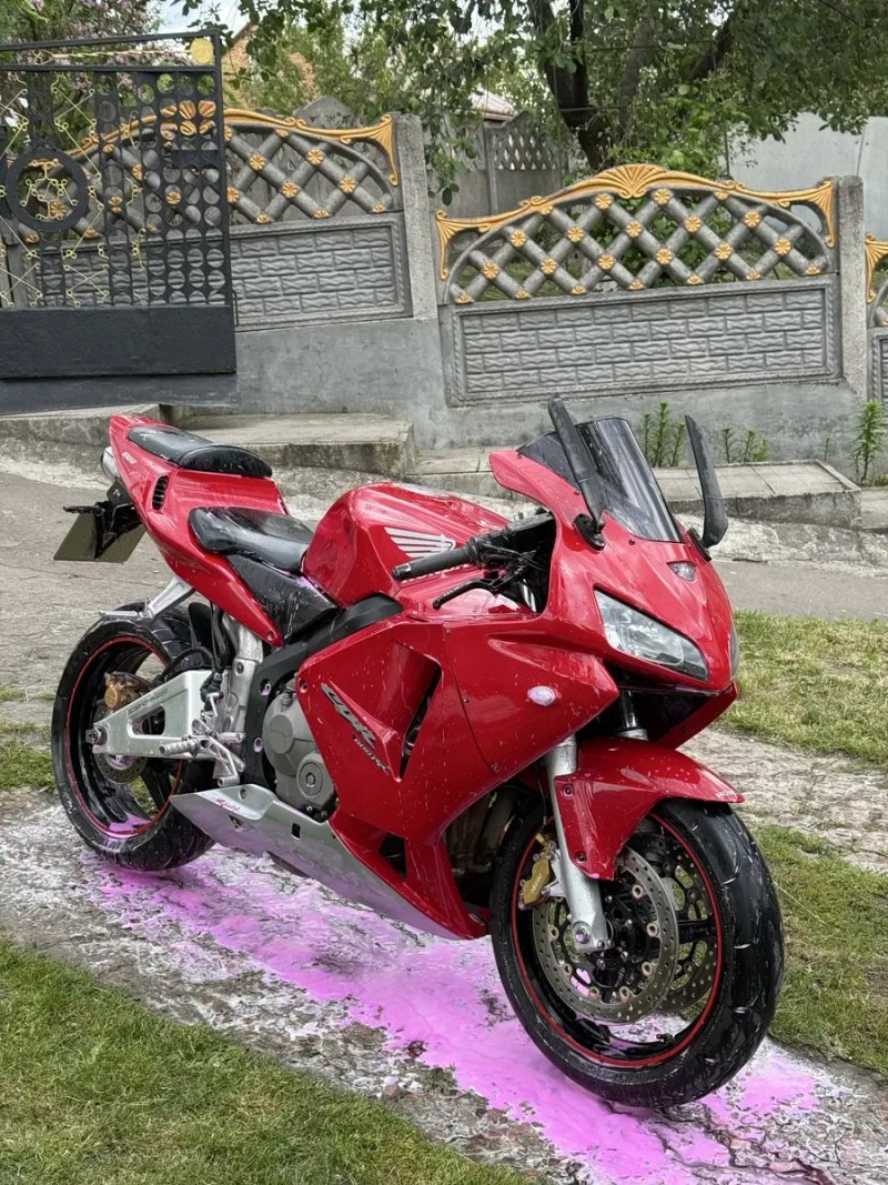 Honda CBR 600 RR — фото 4