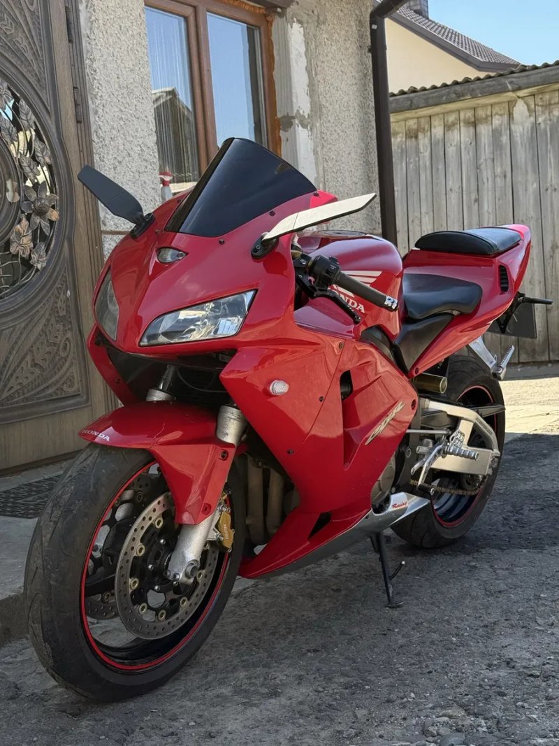 Honda CBR 600 RR — фото 5
