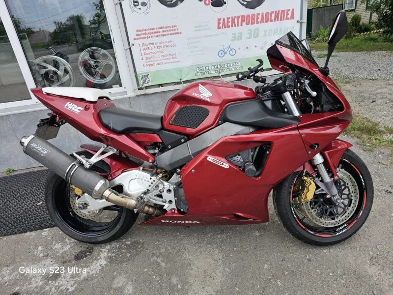 Honda CBR 954RR Fireblade 2002 — двигун 22 тис. км з Європи, документи — фото 3