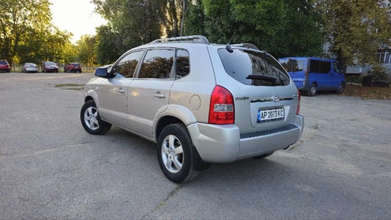 Hyundai Tucson 2005   2.0 газ /бензин — фото 2
