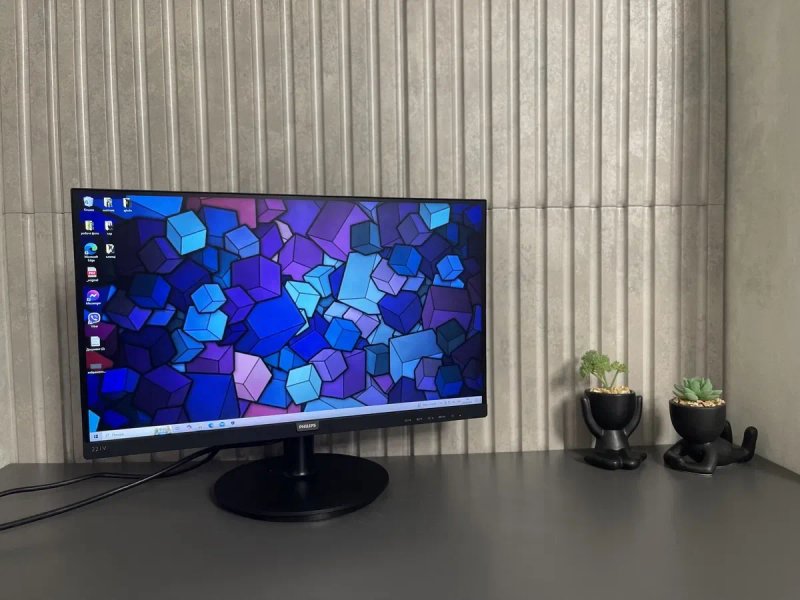 75 hz Безрамковий монітор Philips 22 дюйми 221V8/00 full hd — фото 2