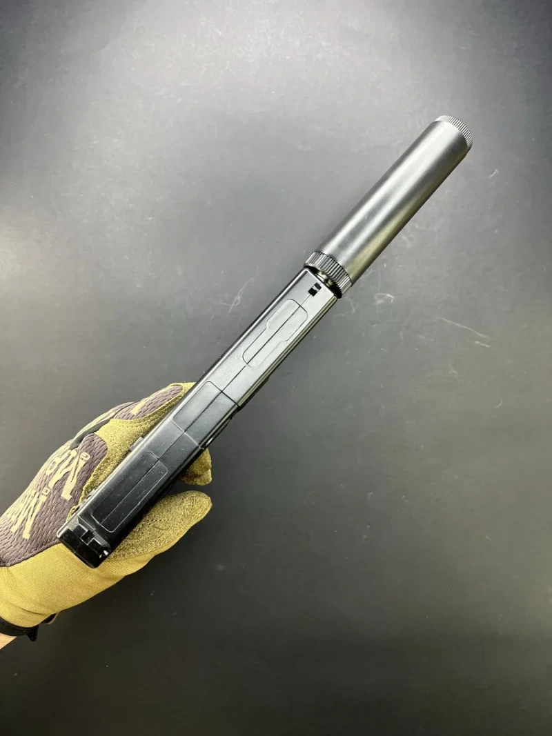 Іграшковий металевий пістолет Glock 17 з глушником C15A+ 6 мм пружинний — фото 6