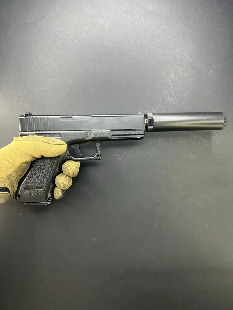 Іграшковий металевий пістолет Glock 17 з глушником C15A+ 6 мм пружинний — фото 7