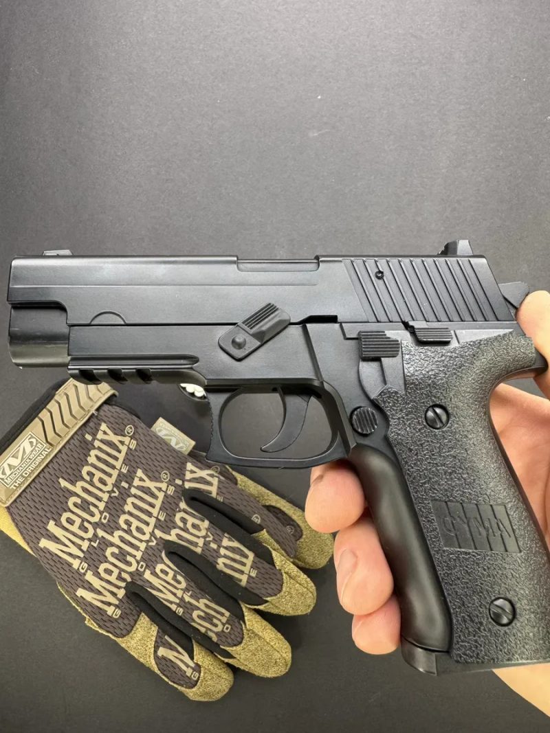 Іграшковий металевий пістолет Sig Sauer P226 ZM23 6 мм пружинний — фото 5