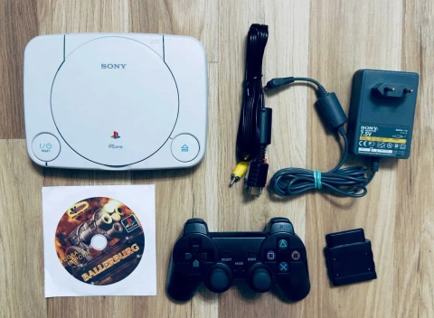 Ігрова консоль Sony PlayStation 1 (SCPH-102)